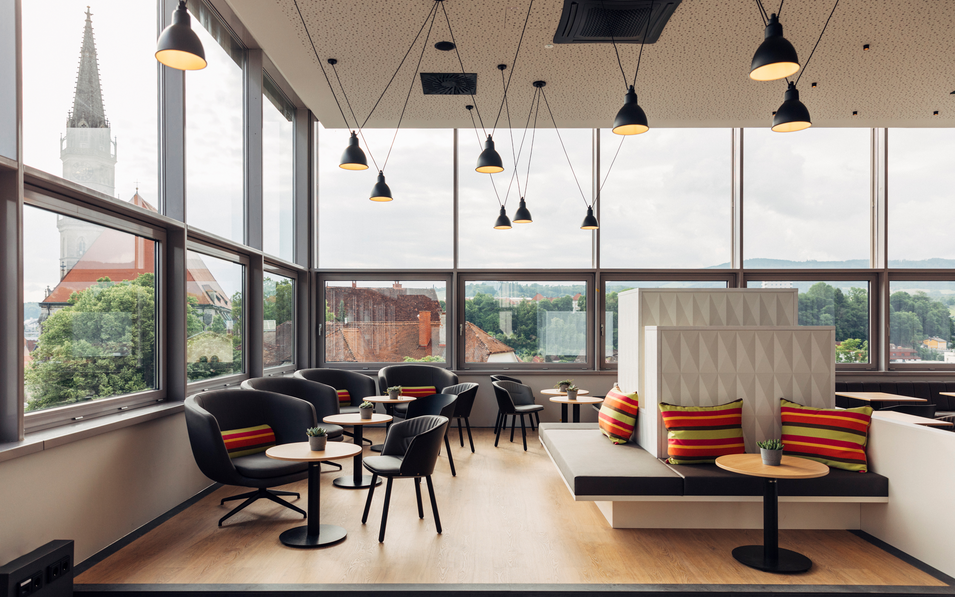 Gemütliche Lounge in Harrys Home Steyr
