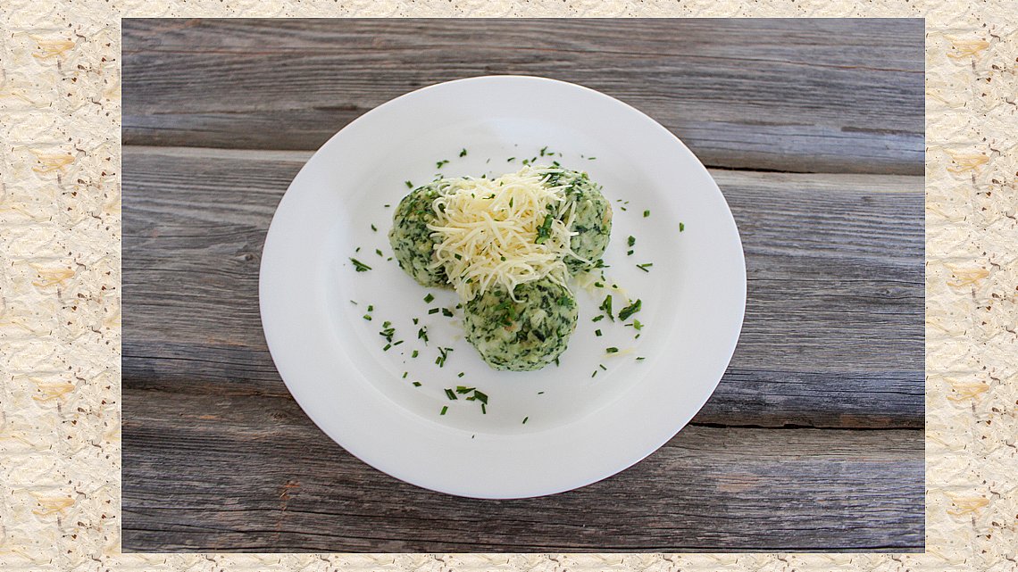 Rezept: Hausgemachte Bärlauchknödel